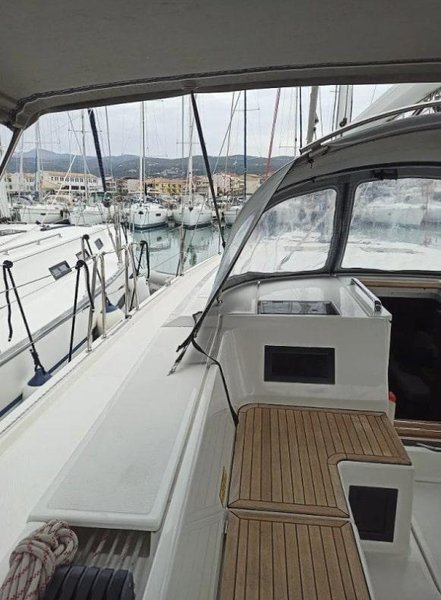 Салон Bavaria 45